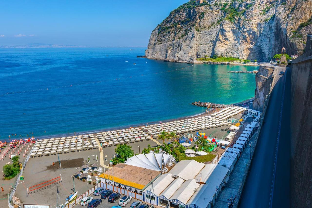 Capitano Nino Guest House Мета Экстерьер фото